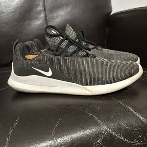 Men’s 10.5 - Nike Viale Premium 'Black Grey White' AO0628-001